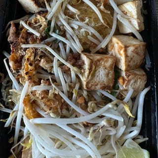 Spicy Glass Noodles Pad Thai